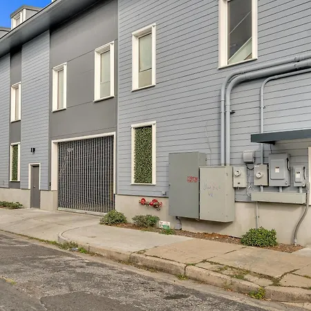 Bywater At 4200 St Claude Avenue Apartment New Orleans