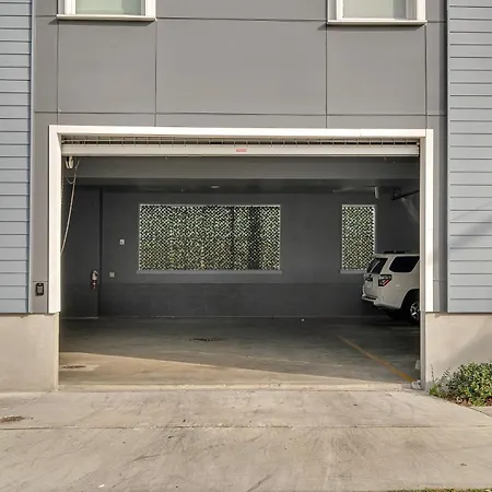 Bywater At 4200 St Claude Avenue Apartment *