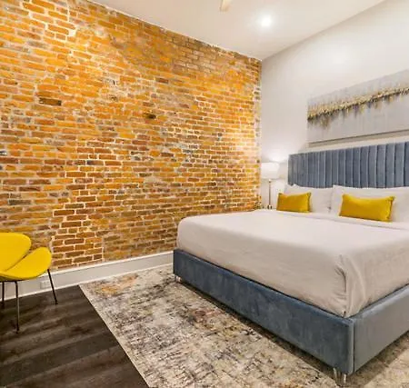Luxury - The Oak Apartment *