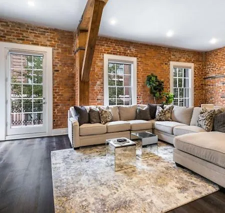 Luxury - The Oak New Orleans