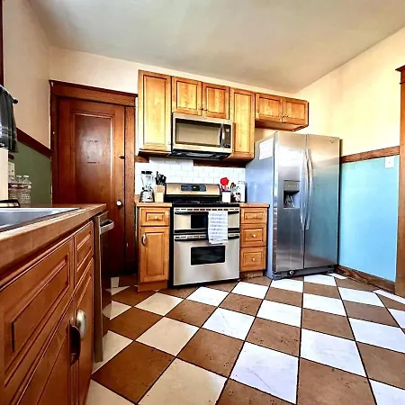 Apartment Mid 2 Br- Beautiful, Renovated Arts & Crafts Flat New Orleans