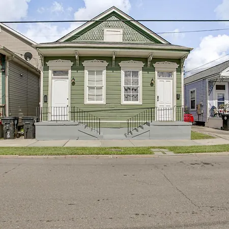 Visit Tulane & Loyola: Walkable Paradise In Nola! New Orleans