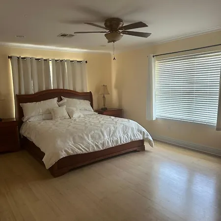 Ponderosa Villa *