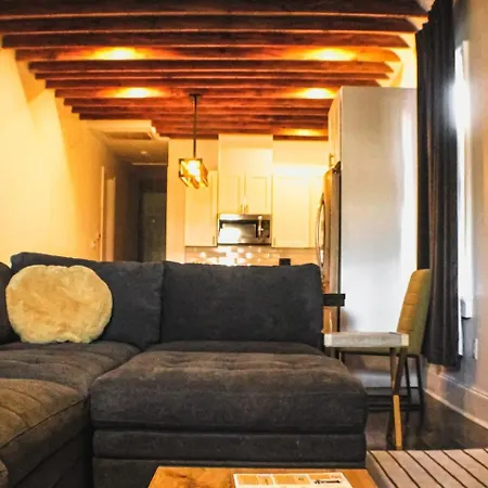 Lower Garden District Gem - Walk To Magazine St Holiday home *