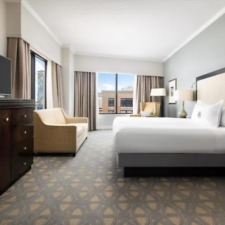 Hotel The Riverfront 4*