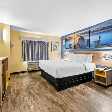 Days By Wyndham Pontchartrain Hotel