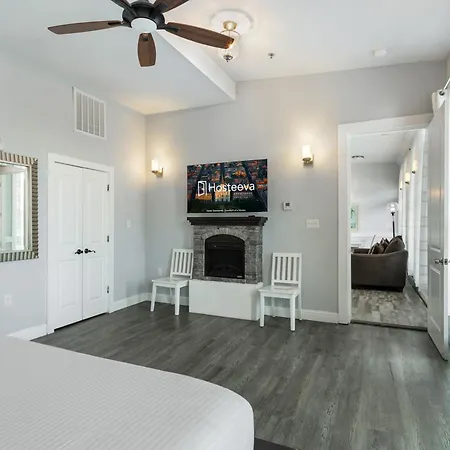 Apartment 5br Penthouse With Amenities Near Fq *