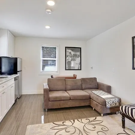 Cute 7blocks From French Q Steps To Jazz Venues, Free Gated Parking Included *