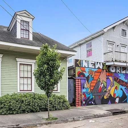 Apartment Cute 2bed 1bath 4 Blocks From French Q Close To Bourbon St And Jazz Venues