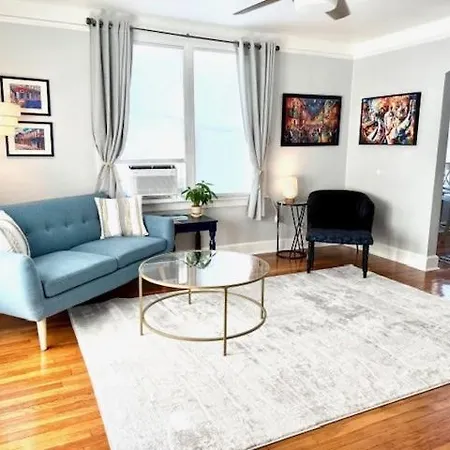 Apartment Renovated Charming 2br Close To French Quarter *