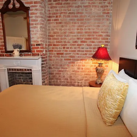 Apartment French Quarter Luxury Two-Bedroom Suite 1204 *