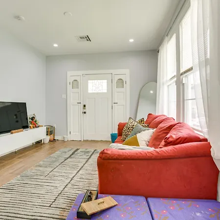 Work & Play: Colorful In Heart Of Nola! Holiday home *