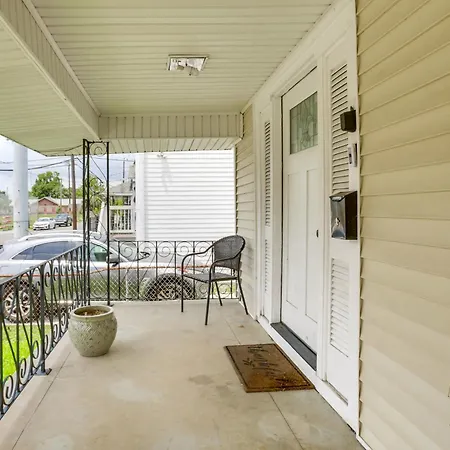 Holiday home Work & Play: Colorful In Heart Of Nola! *