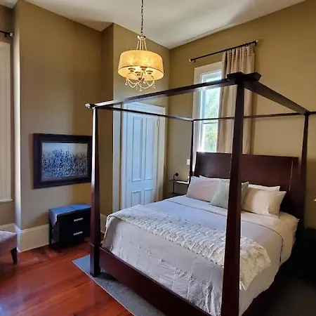 Walker Mansion On St Charles Ave - Unit 5 * New Orleans