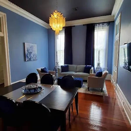 Walker Mansion On St Charles Ave - Unit 5 Apartment *