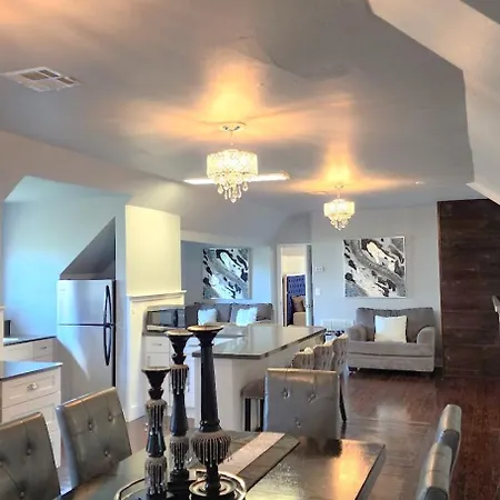 Walker Mansion On St Charles Ave - Unit 6 Apartment