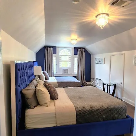 Walker Mansion On St Charles Ave - Unit 6 Apartment