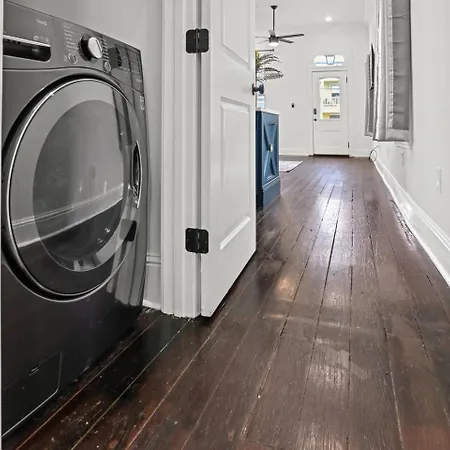 Cozy 3br Retreat Near Streetcar W Fire Pit New Orleans