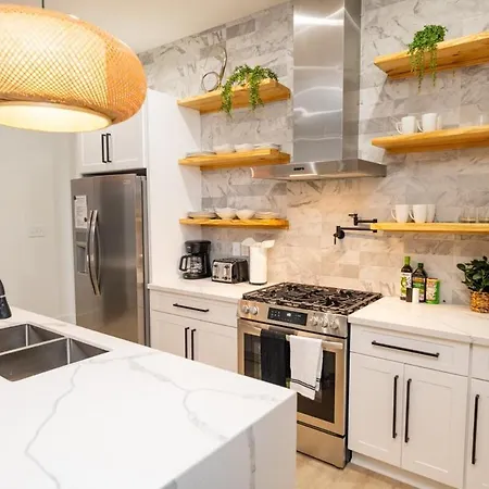 Shimmering New Nola Tvs In Bedrooms & Parking New Orleans