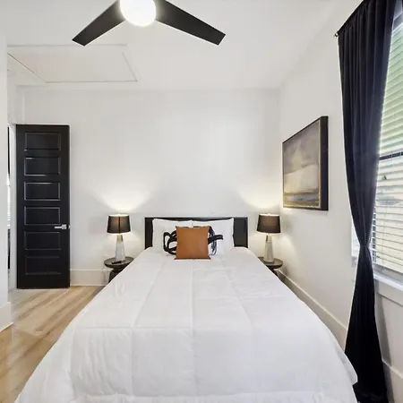 Immaculate Superdome Parking Yard Tvs Ensuite * New Orleans