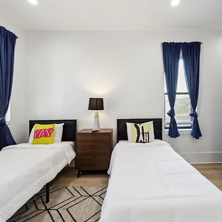 Immaculate Superdome Parking Yard Tvs Ensuite * New Orleans