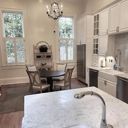 Walker Mansion On St Charles Ave - Unit 2 3*