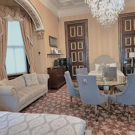 Walker Mansion On St Charles Ave - Unit 1 Guest house 3*