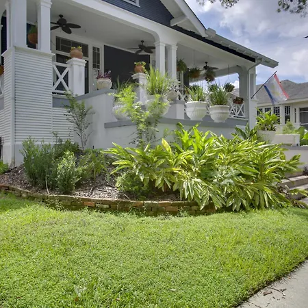 6 Blocks To Freret St Eats And Music Nola * New Orleans