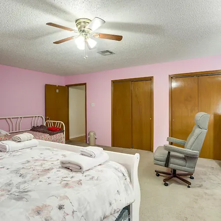 5 Mi To French Quarter: Nola W/ Decks Holiday home New Orleans
