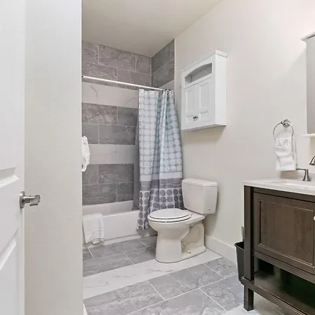 Stunning Close To French Quarter Apartment New Orleans