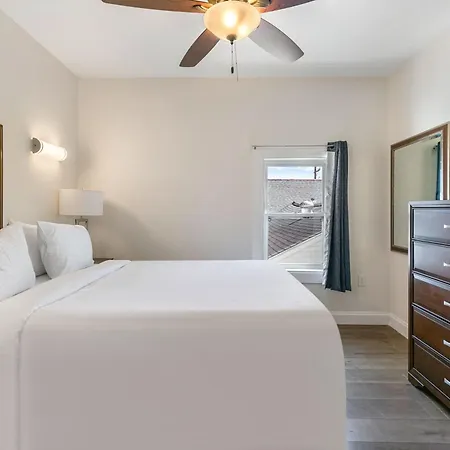 Stunning Close To French Quarter Apartment New Orleans