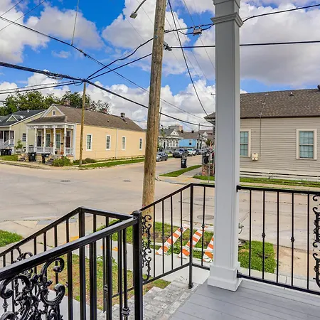 1 Mi To Caesars Superdome: Contemporary Nola Abode Holiday home New Orleans
