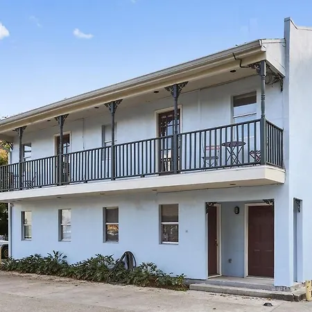 Apartment Cute 2bed 1 Bath 1half Bath, 7 Blocks From French Q Steps To Jazz Venues, Free Gated Parking Incl New Orleans