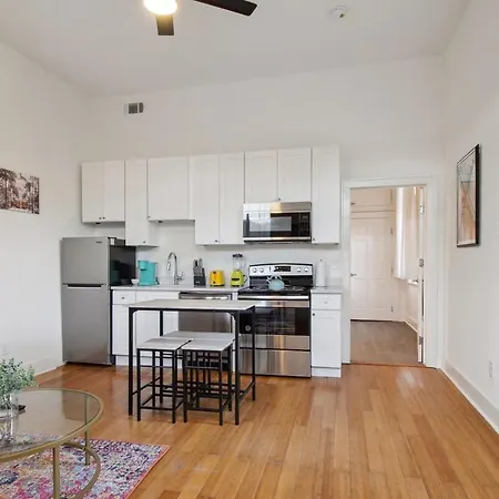 Cute 1bed 1bath 4blocks From French Q Near Bourbon St And Steps To Jazz Venues New Orleans