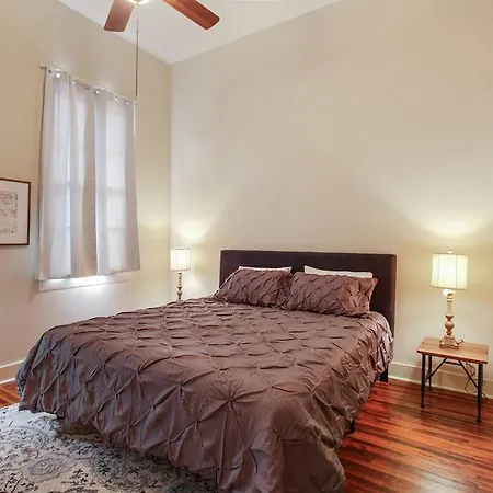 Cute 1bed 1bath 4blocks From French Q, Steps From Jazz & Music Venues Apartment