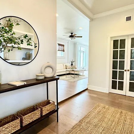 Elegant Garden District 4br