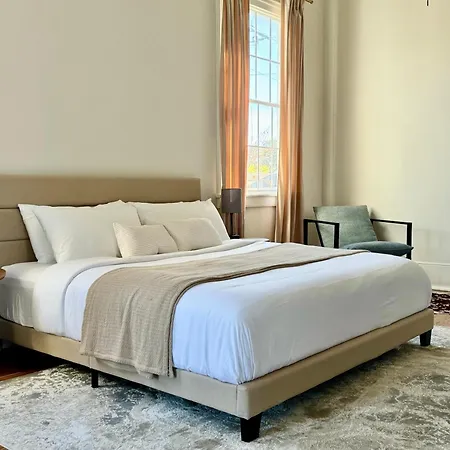 Holiday home Elegant Garden District 4br *
