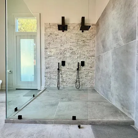 Elegant Garden District 4br New Orleans