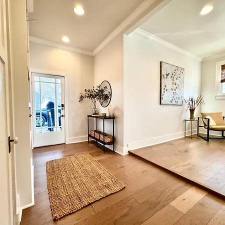 Elegant Garden District 4br Holiday home *