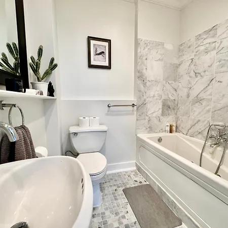 Elegant Garden District 4br New Orleans