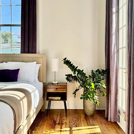 Elegant Garden District 4br New Orleans
