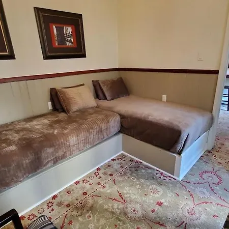 Walker Mansion On St Charles Ave - Unit 7 Apartment New Orleans