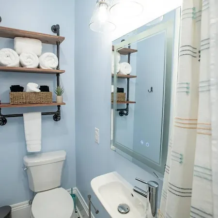 Holiday home St Philip Gem 5 Bed-5 Bath Steps To Fq - Monthly New Orleans