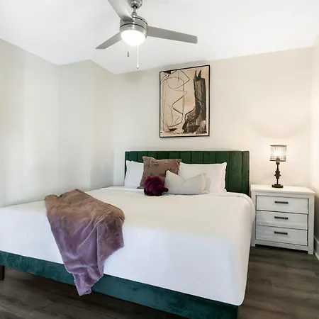 Modern 4br In The Heart Of Nola Apartment *