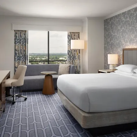 Hilton Riverside Hotel