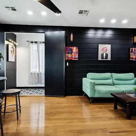 5 Bedroom W Private Rooftop