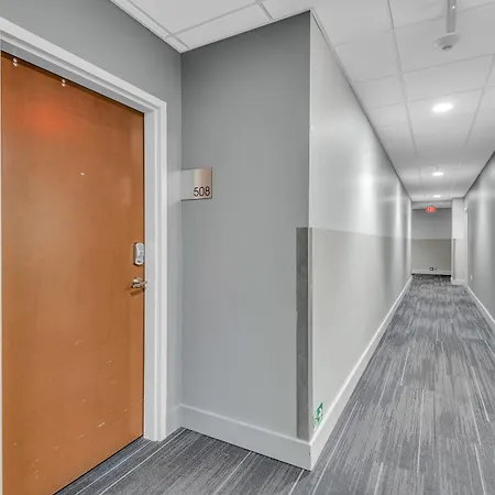 Apartment Spacious 4bd Condo, Sleeps 12, Walk To Bourbon St & Superdome *