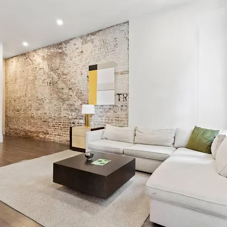 Group-friendly Nola Near Bourbon Hotel New Orleans