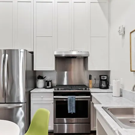 Hotel Group-friendly Nola Near Bourbon New Orleans