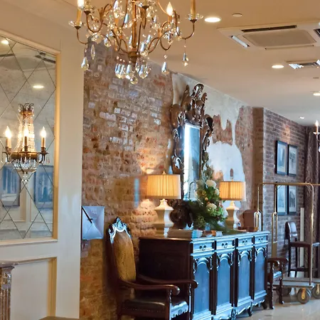 French Market Hotel 3*